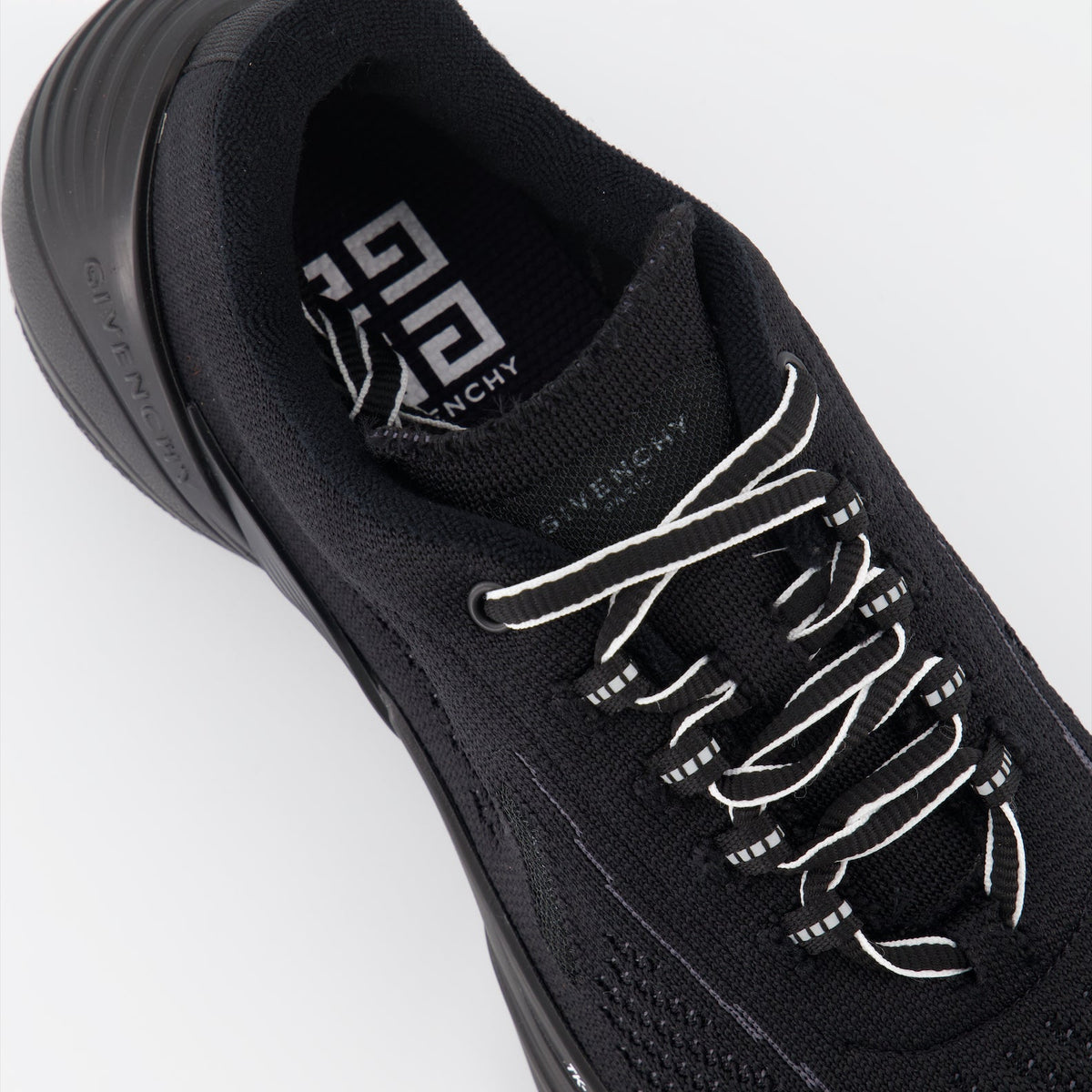 TK-MX Sneakers