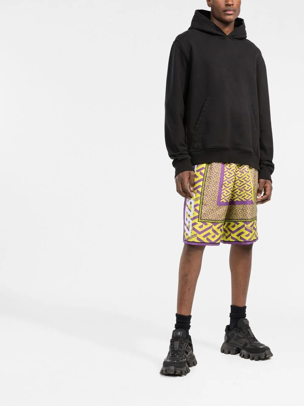 Short Greca