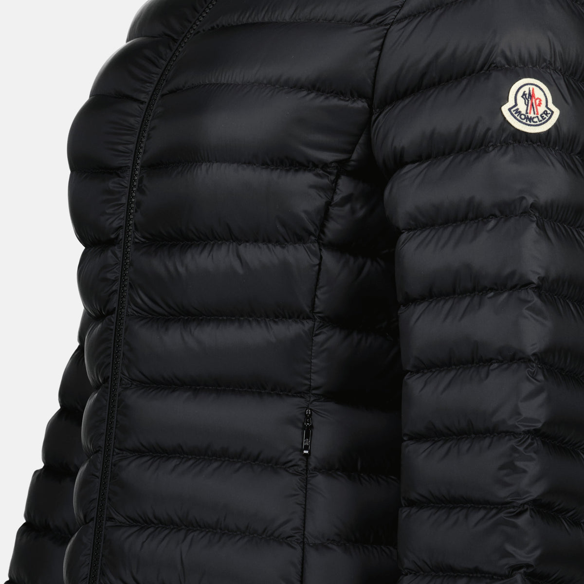 Hooded Lightweight Down Jacket