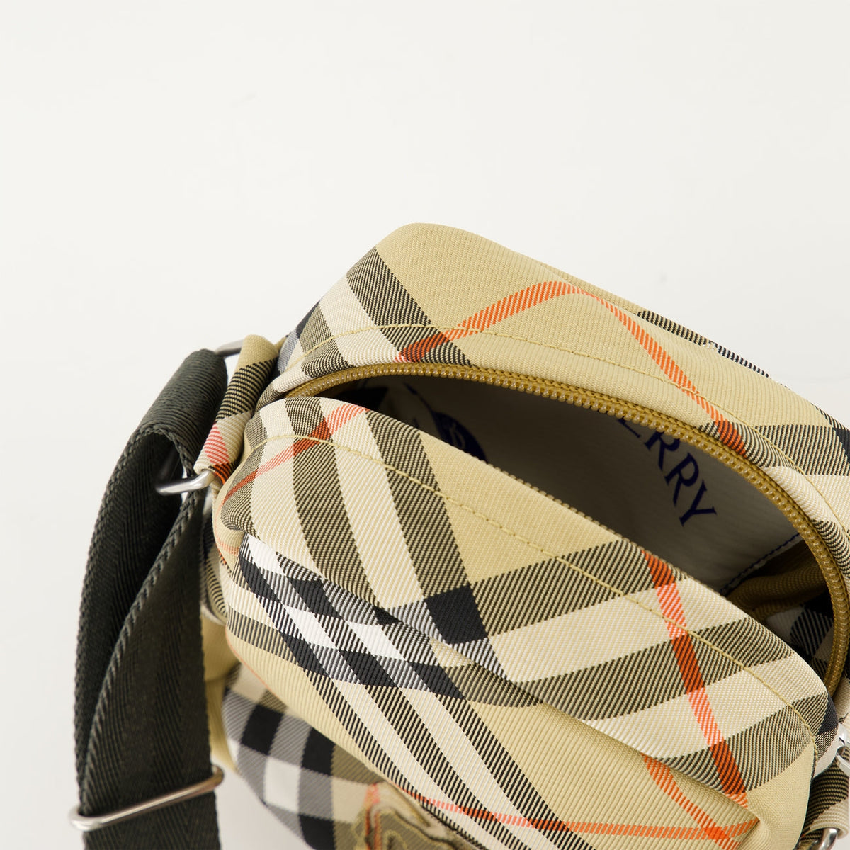 Checked Pouch