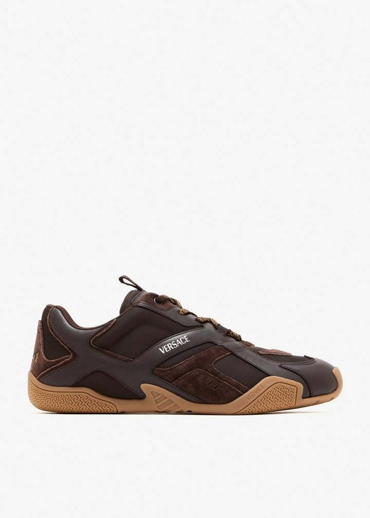 Galaxia Sneakers