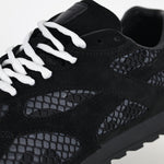 Orbit Lace-Up Runner in Black