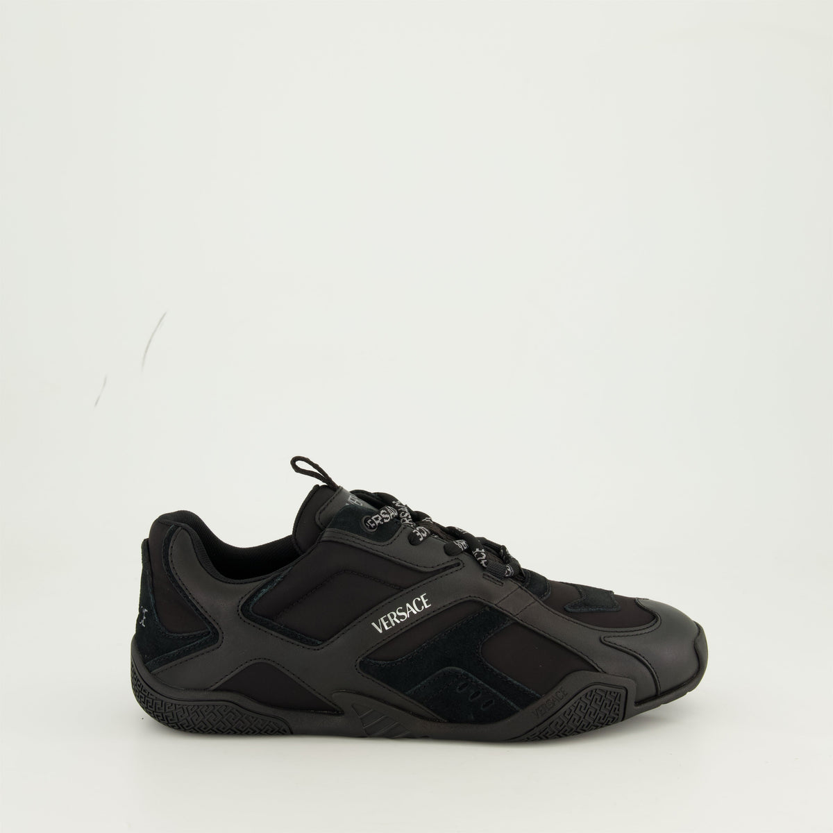 Galaxia Sneakers