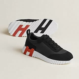 Bouncing Sneakers in Black and Orange