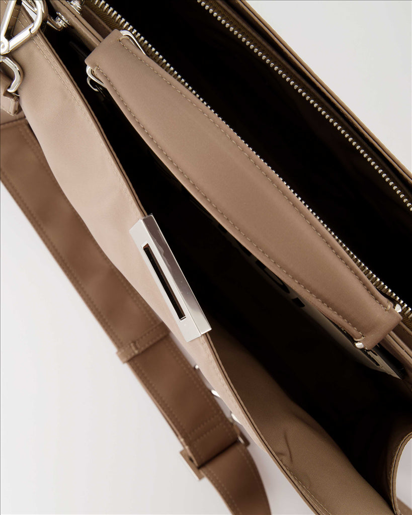 Peekaboo ISeeU Bag